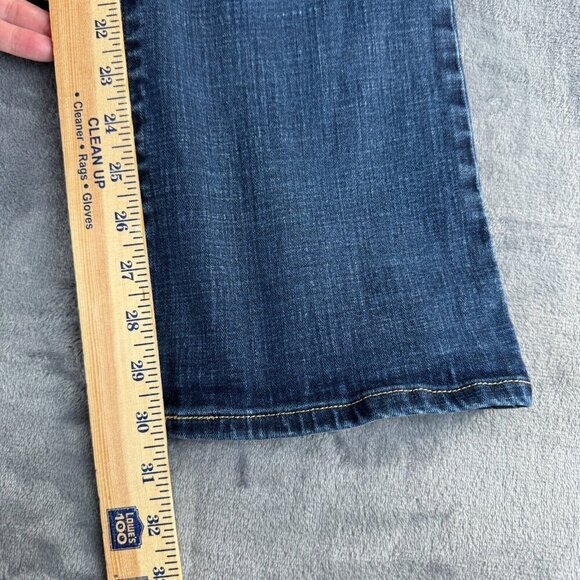 Levis Jeans Women 10 30x30 Blue Classic Boot Cut Mid Rise Stretch Denim Comfort - Picture 5 of 13